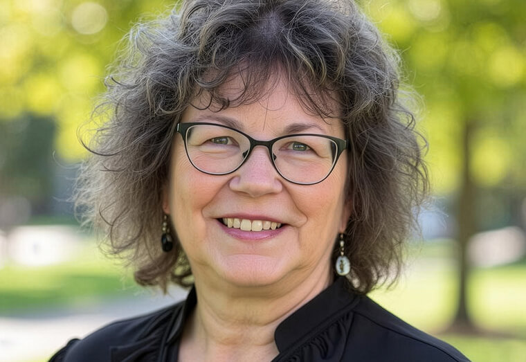 Executive Director Mindy Crawford