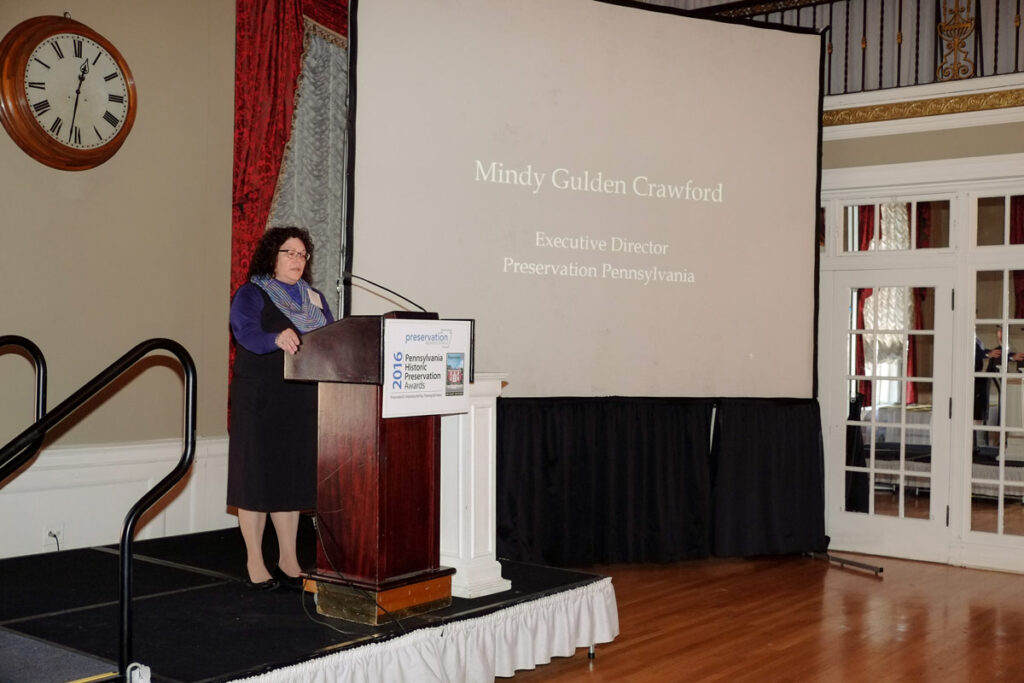 mindy crawford speaking at pennsylvania historic preservation awards 2016